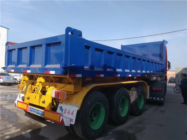 自卸半掛車